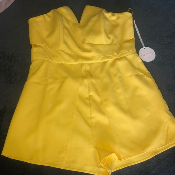 Romper - Picture 1 of 3